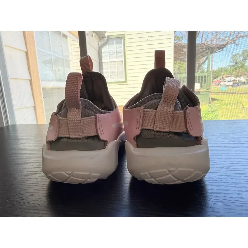 Nike Flex Runner 2 Pink White Slip On Sneakers Kids Size 10C Athletic Shoes